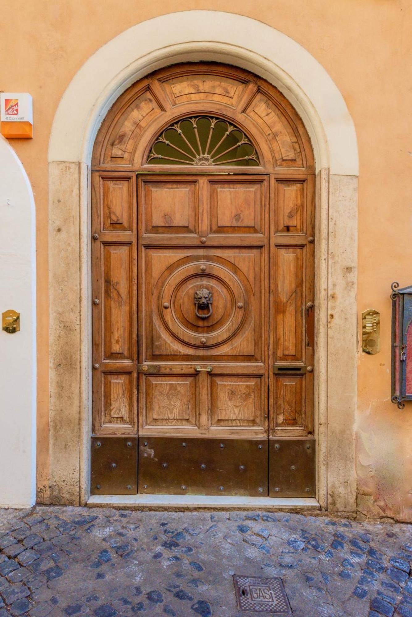 Pantheon Apartments - Piccola Roma Bagian luar foto